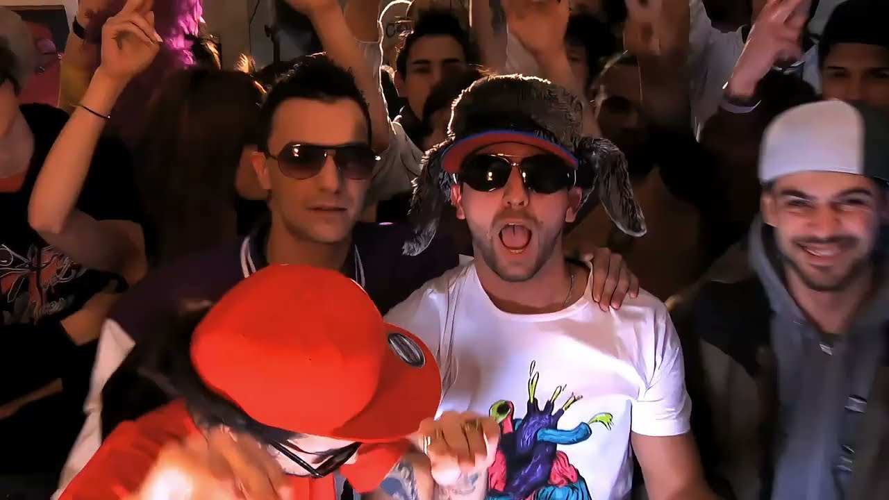 Two Fingerz + Vacca - Straparlo (Video Remastered 2024)
