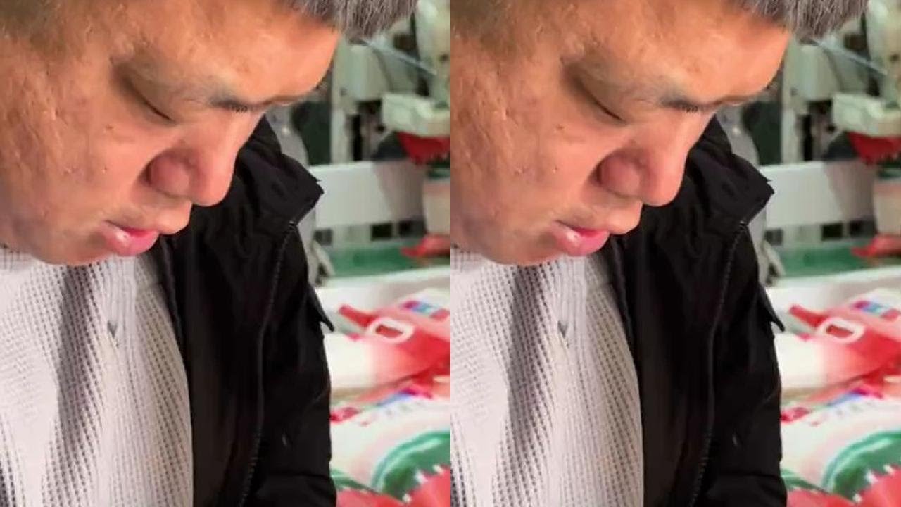 新大米加工啦 ，二厂长又扬巴起来了，一脸的欠揍样