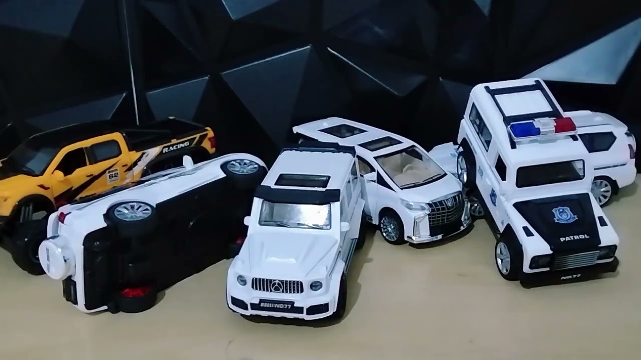 Review Police Prado, Police Jeep, Ambulance Diecast Models || 경찰 프라도, 경찰 지프, 구급차 다이캐스트 모델 리뷰