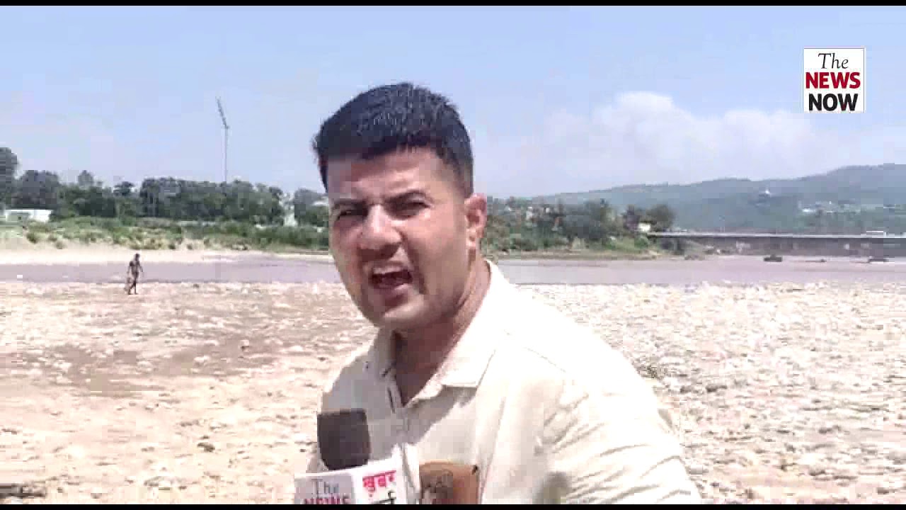 Fishermen again start his work at Tawi after yesterday's daring rescue operation
