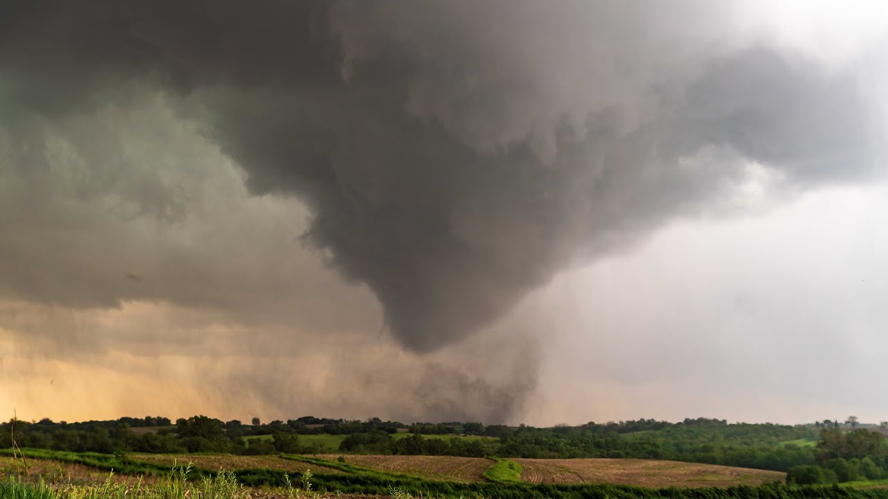 Tornado Warning: Witnessing Devastating Tornadoes and Wind Turbine Aftermath (May 21, 2024)