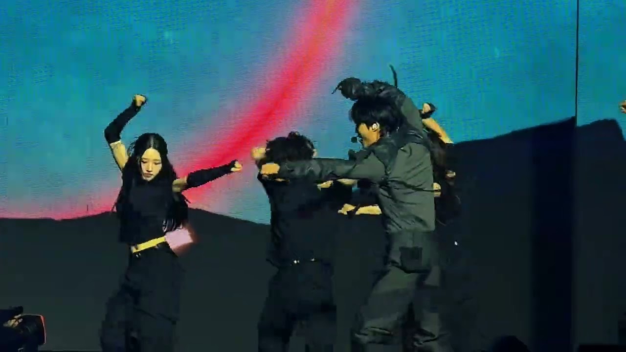 [4K] KAI “Wait on Me”  at SMTOWN LIVE in London