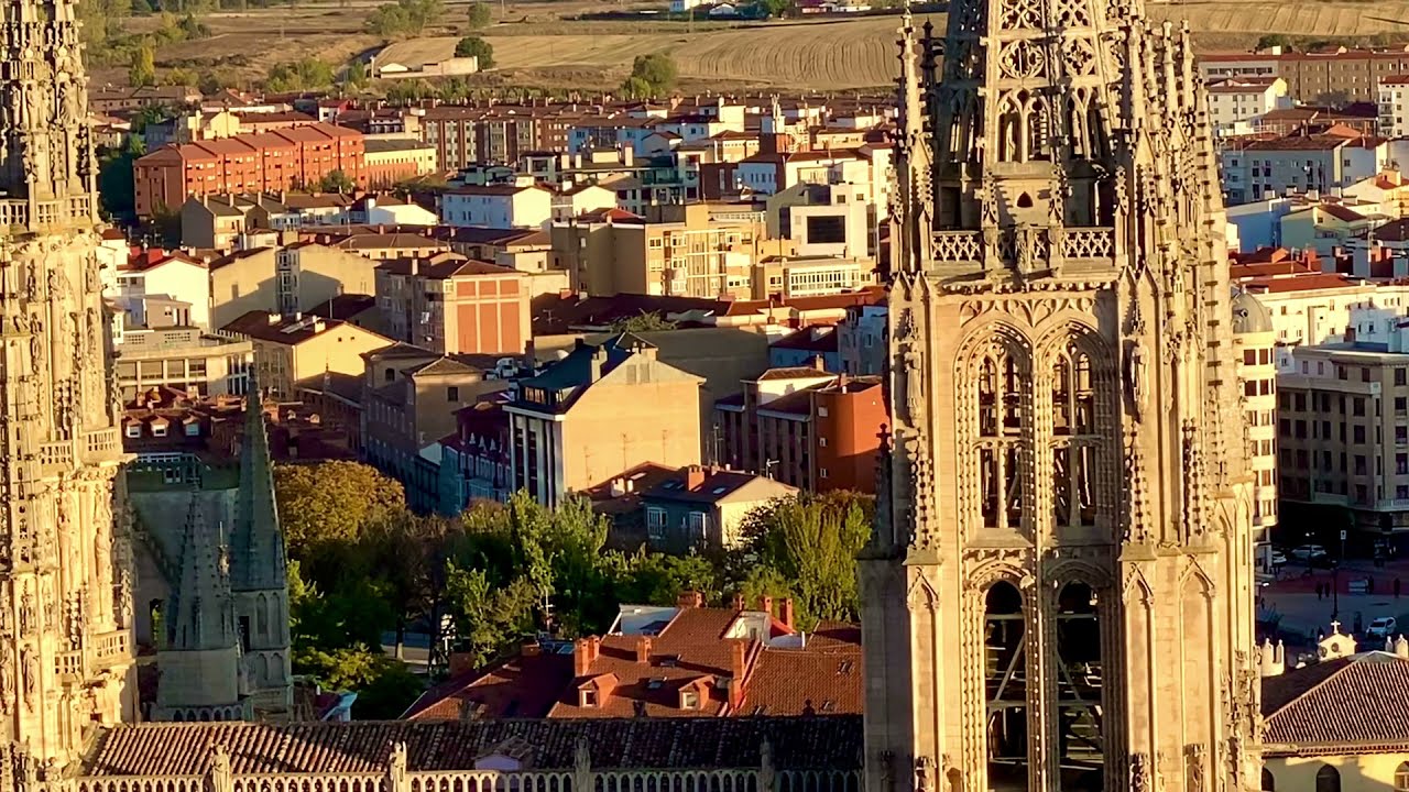 Feliz Navidad Burgos Volteo campanas Catedral desde el Castillo magnífico sonido vista bellísima 🔔