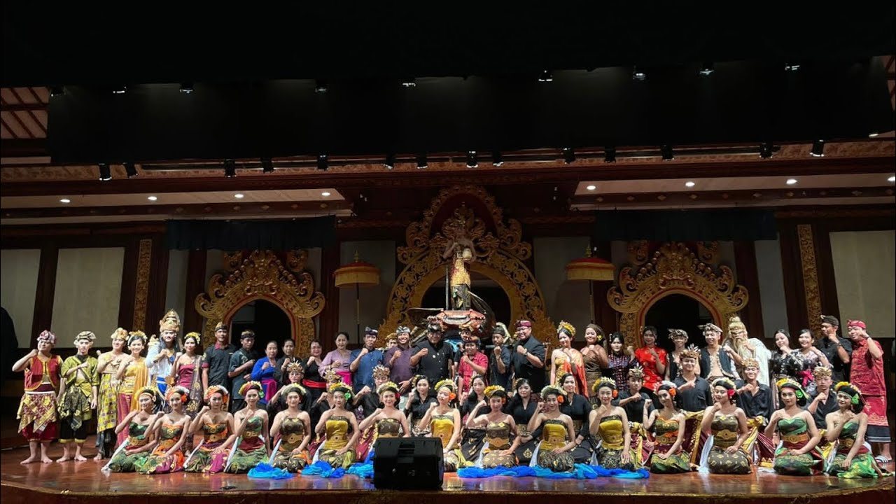 TEATER BALI MODERN 