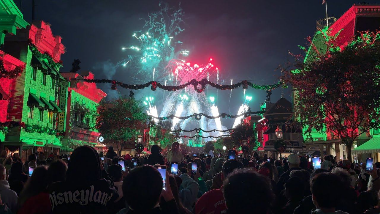 Believe in Holiday Magic Fireworks | Main Street viewing | Disneyland California 2024
