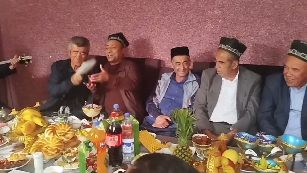 НАРГИЗ. Азимжон Жамолидинов. Жонли ижро. КУРСДОШЛАР ДАВРАСИ. Учқўрғон