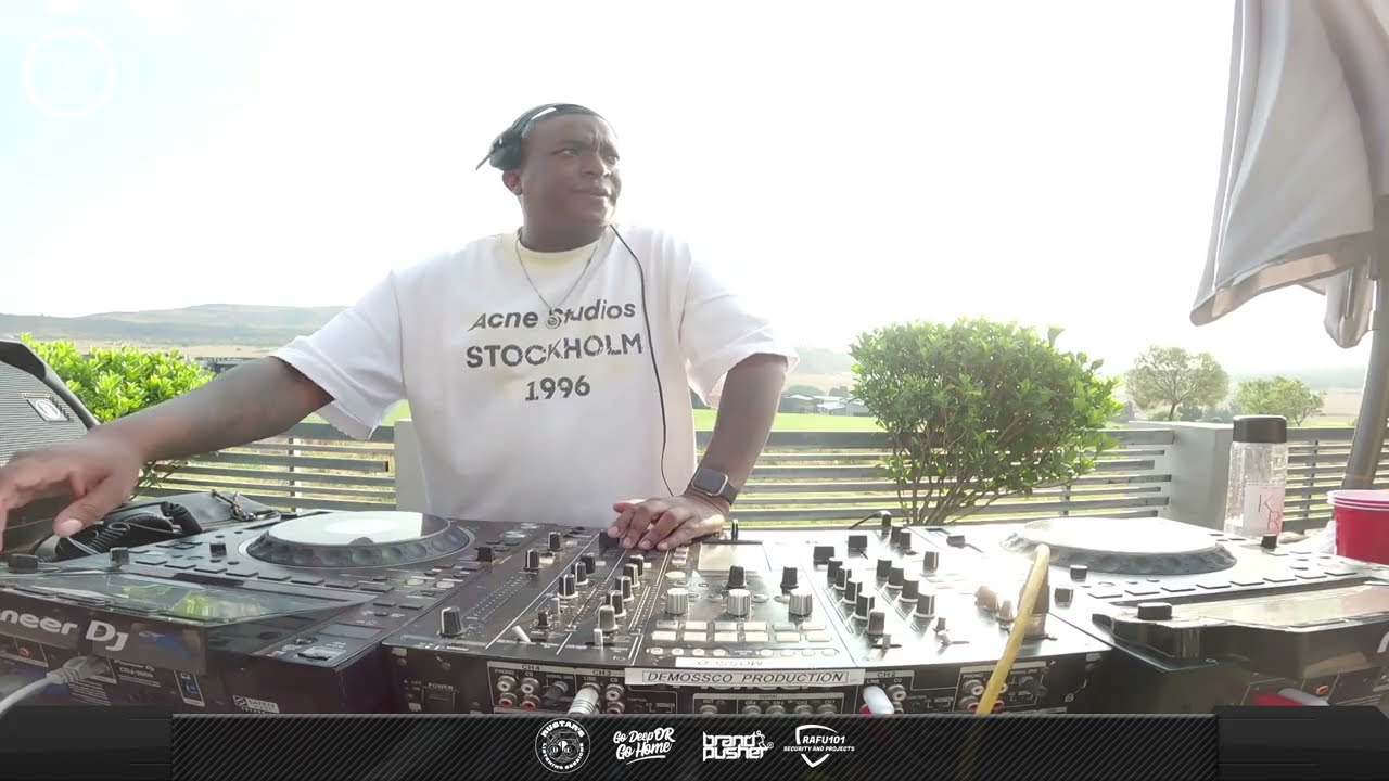 Demossco Live with LASTBORN at EYE of AFRICA