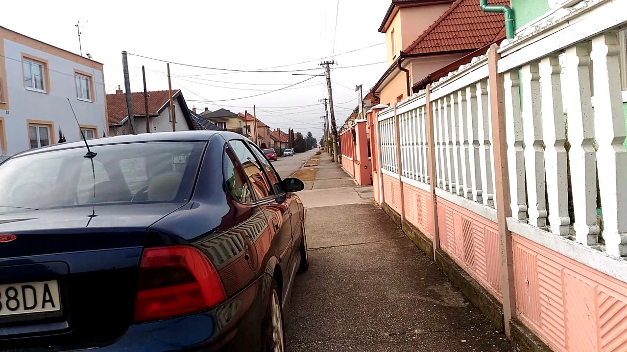 иду по Veľk&yacute; Meder