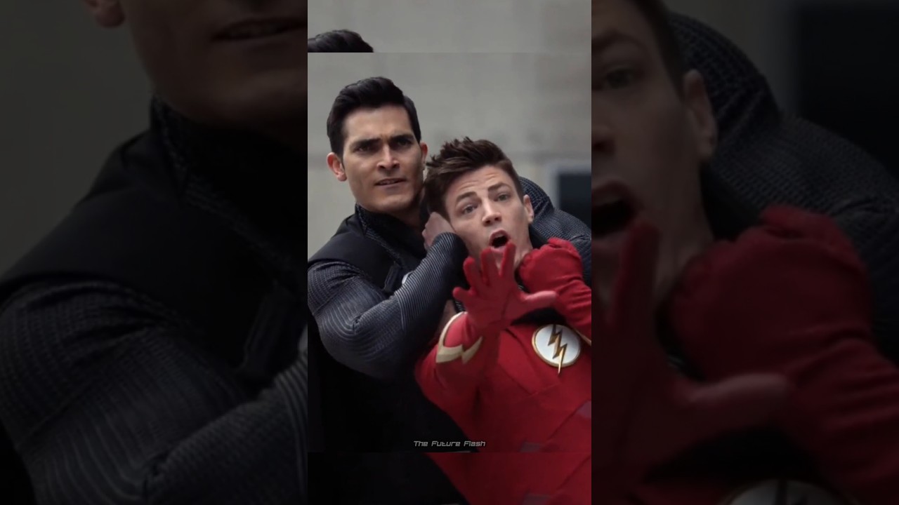 Superman maligno quase mata o Flash!😱