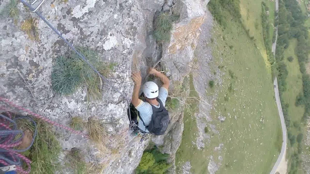 Trandafirul Sălbatic 5B /cheile Aiudului( Poienii- Valisoarei) / Vadrozsak Maszout 5B