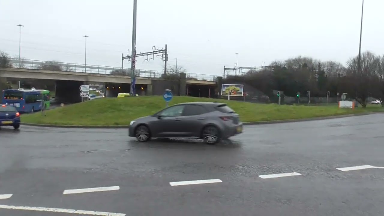 SWAS Fiat Ducato responding Transfer Bridge Swindon Wiltshire 13.1.2026