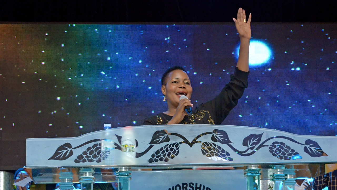 Last Sunday Main Service of the year 2018 By Pastor Imelda Namutebi Kula