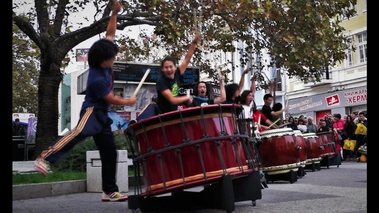 Yamato - The Drummers of Japan - Live Street Performance - Taiko Drums - Plovdiv Bulgaria