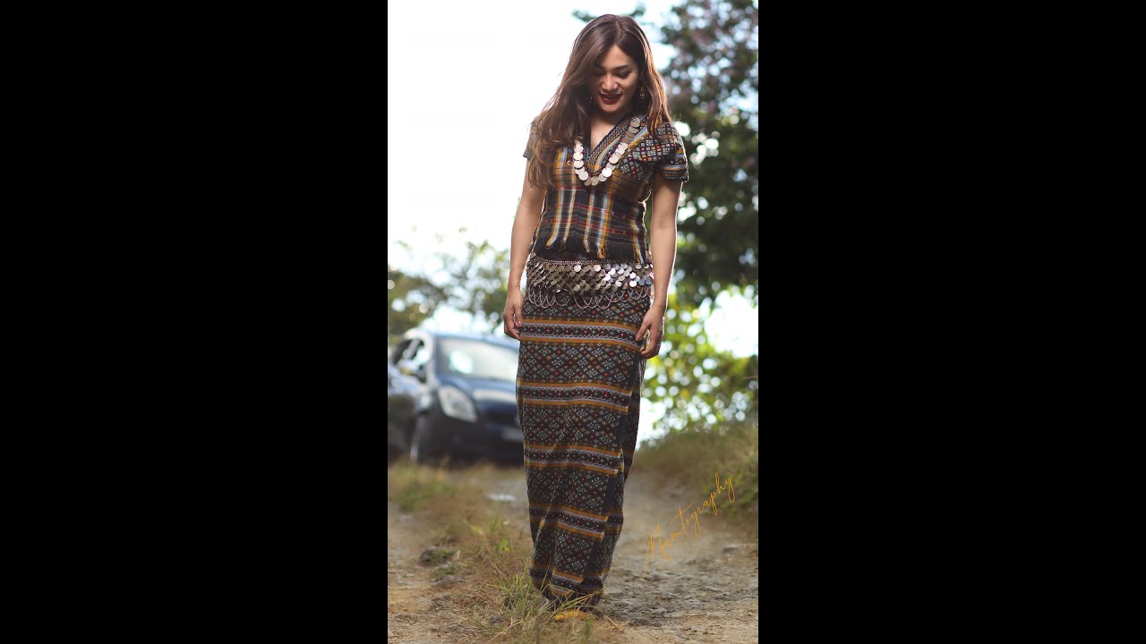 Baryl nen Siaha Bazarah kan bazar...Photo shooting kan nei nghal