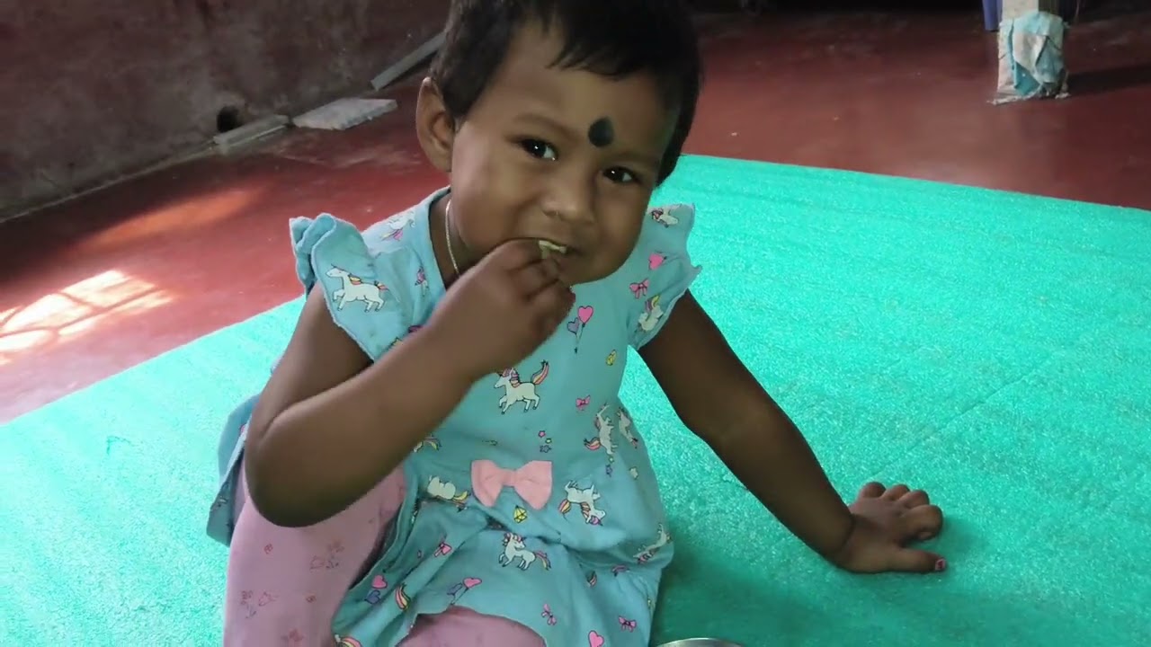 দু'বছরে নিজের হাতে খাওয়া মেয়ে 😋👌#dalivlogs #vlog #viral 