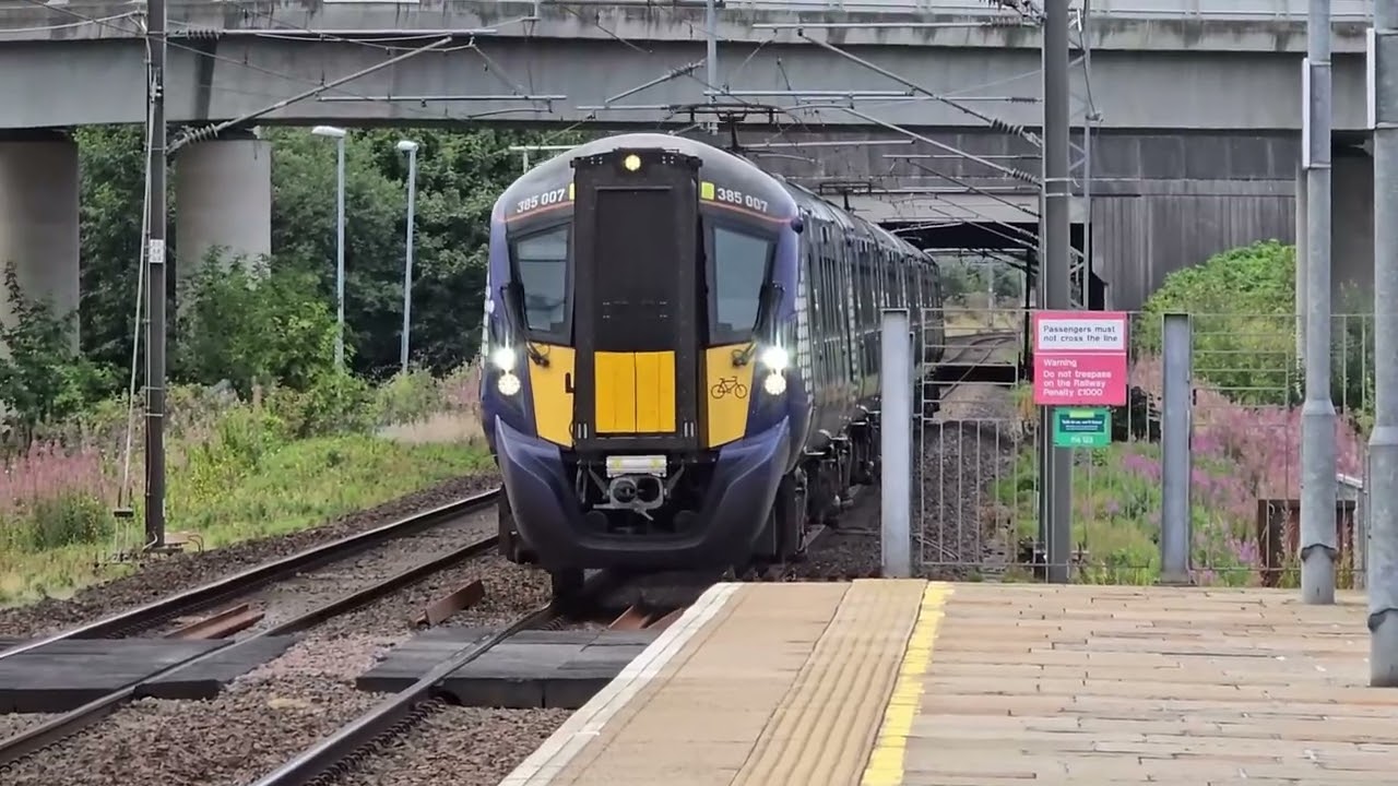 Trains at Edinburgh Park 26/07/25