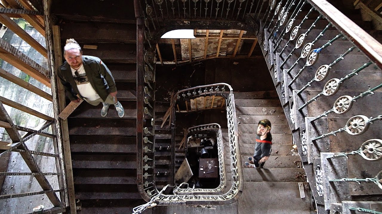 We didn’t expect what was hidden inside - Abandoned Mansion