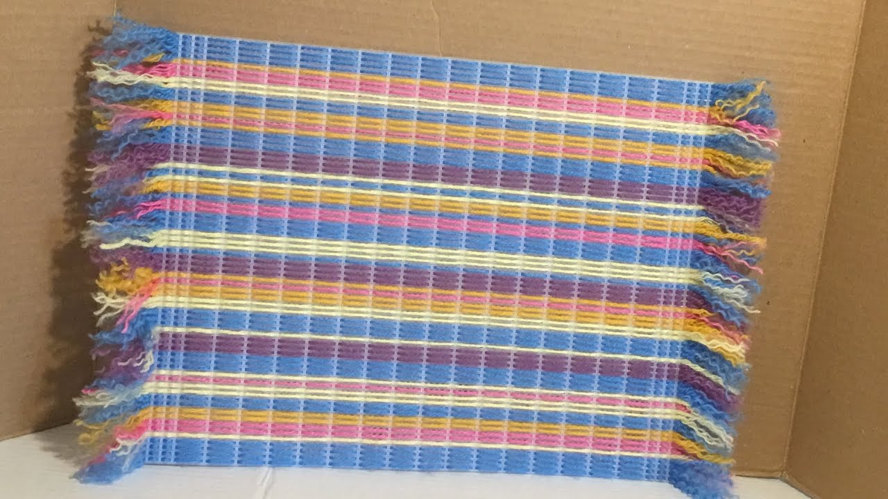 Plastic canvas Place Mats Tutorial