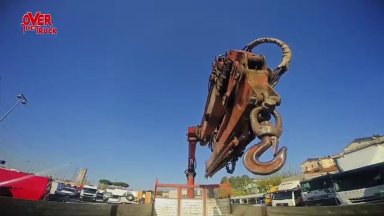 IVECO 175 24 GRU CON RADIOCOMANDO E RIBALTABILE