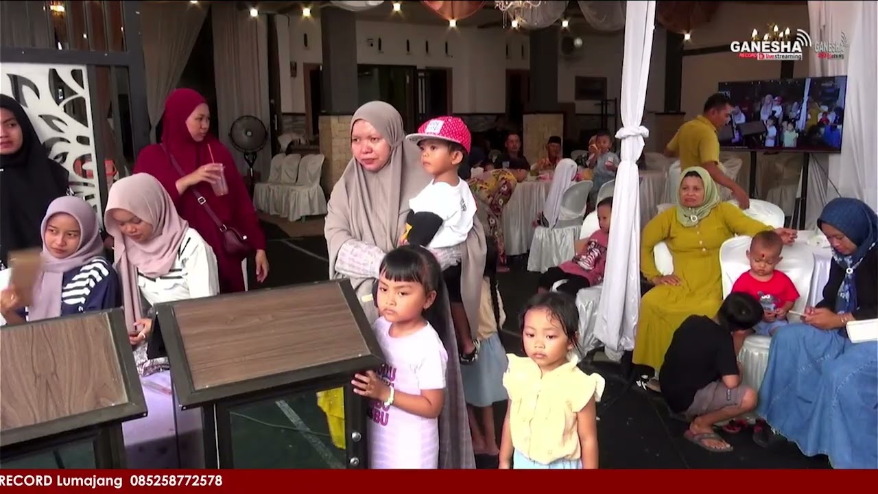 SENI JARANAN BUTO MLIWIS PUTIH CABUT KUPAT LUAR
