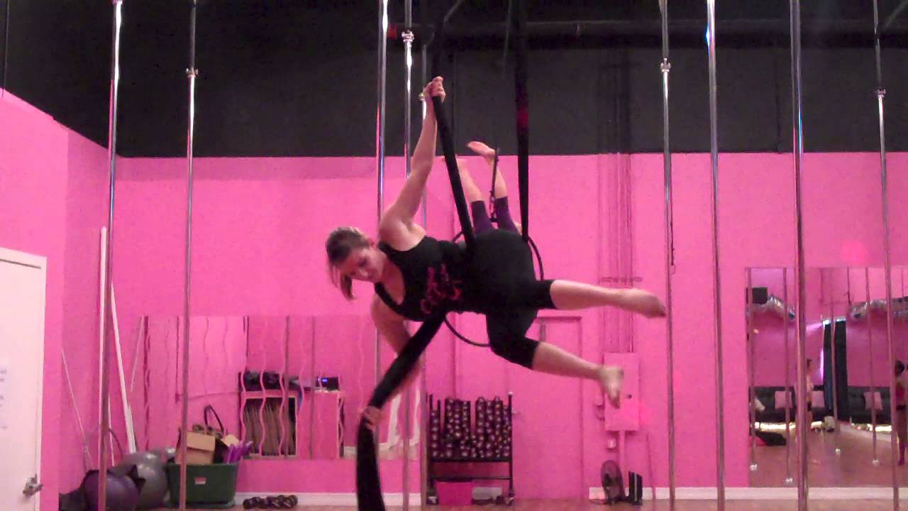 Split Spinning Hip Key