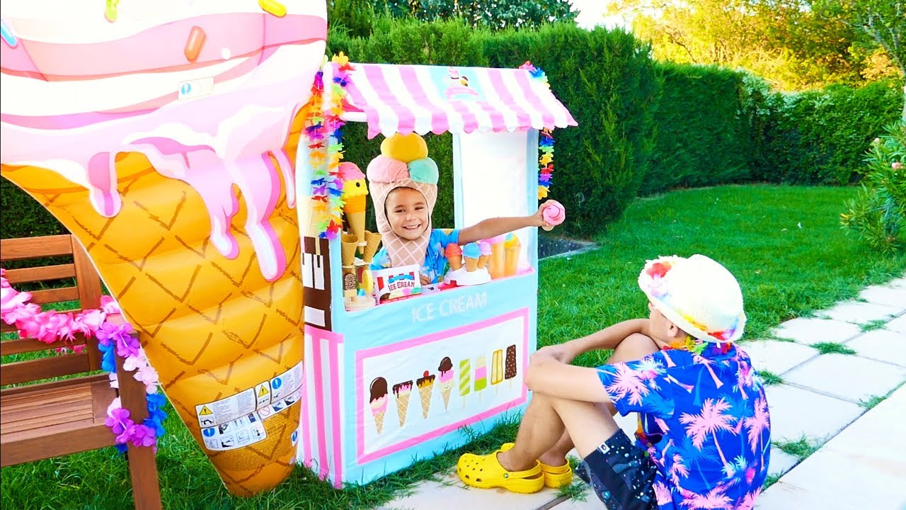 Swan Pretend Play Ice Cream Shop