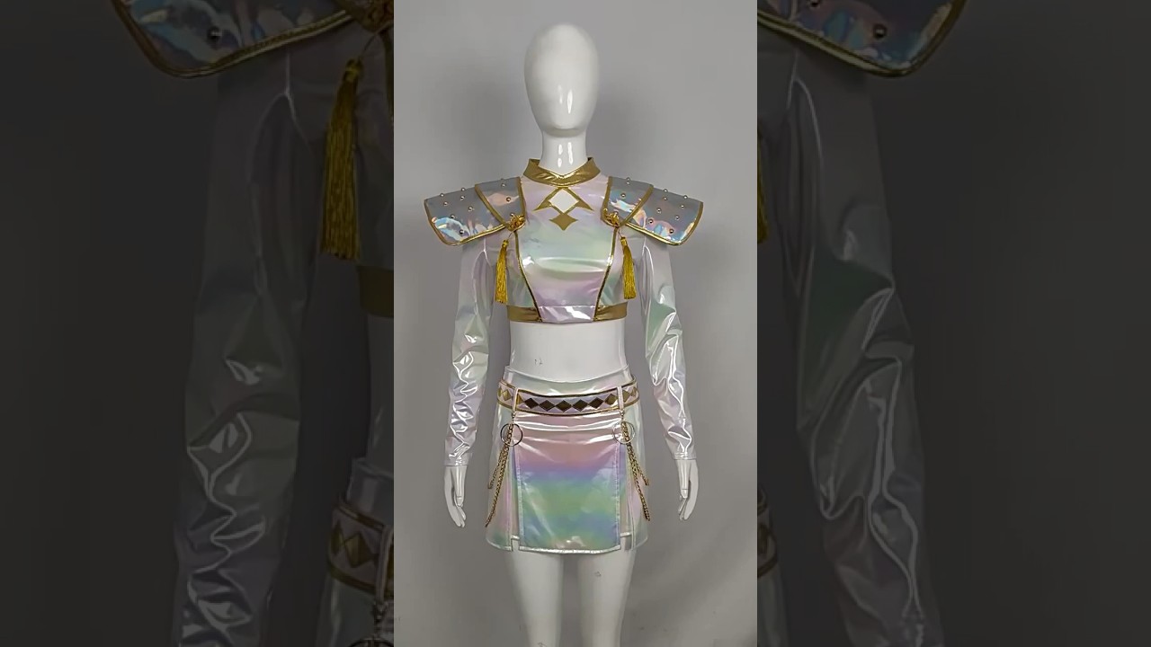 Zoey Cosplay White Golden Suit #kpopdemonhunters #huntrix #kpopdemonhunter #kpopcosplay