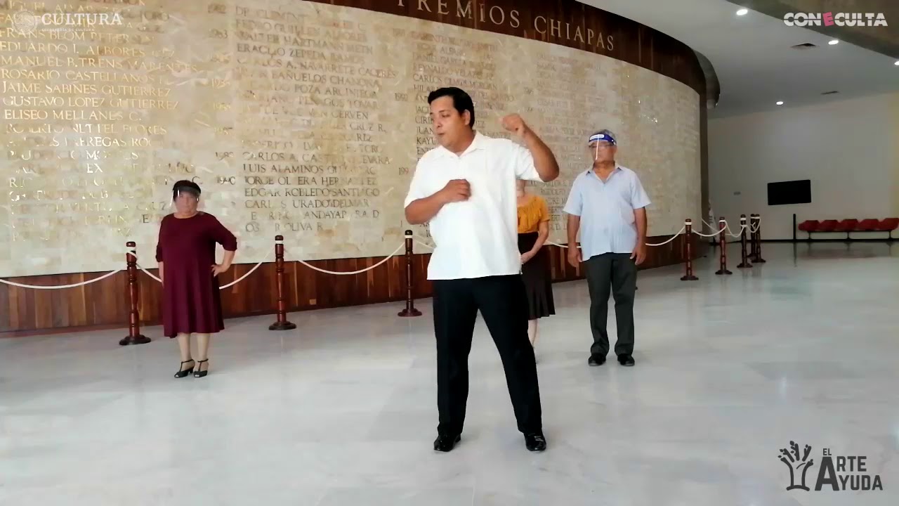 Y vos...¿Bailas Danzón? Aprende a bailar en compañía de Roque Macías.