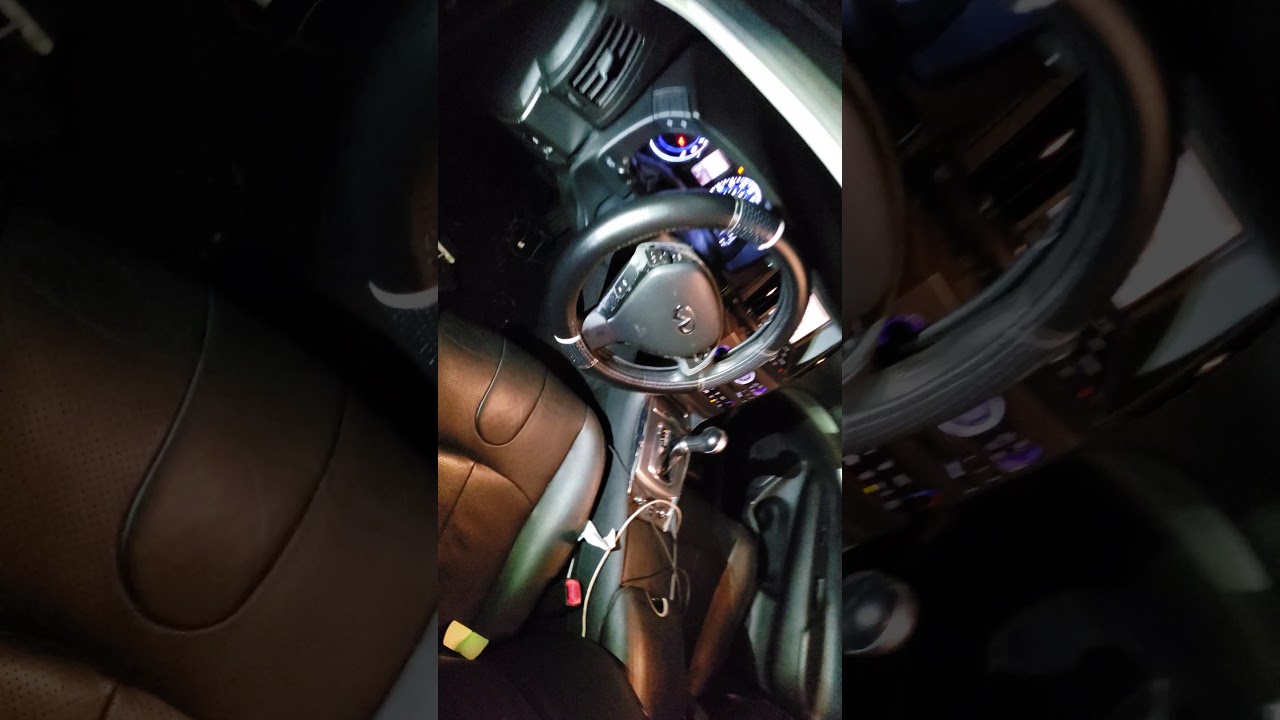 INFINITI G37 USB used as AUX cord.