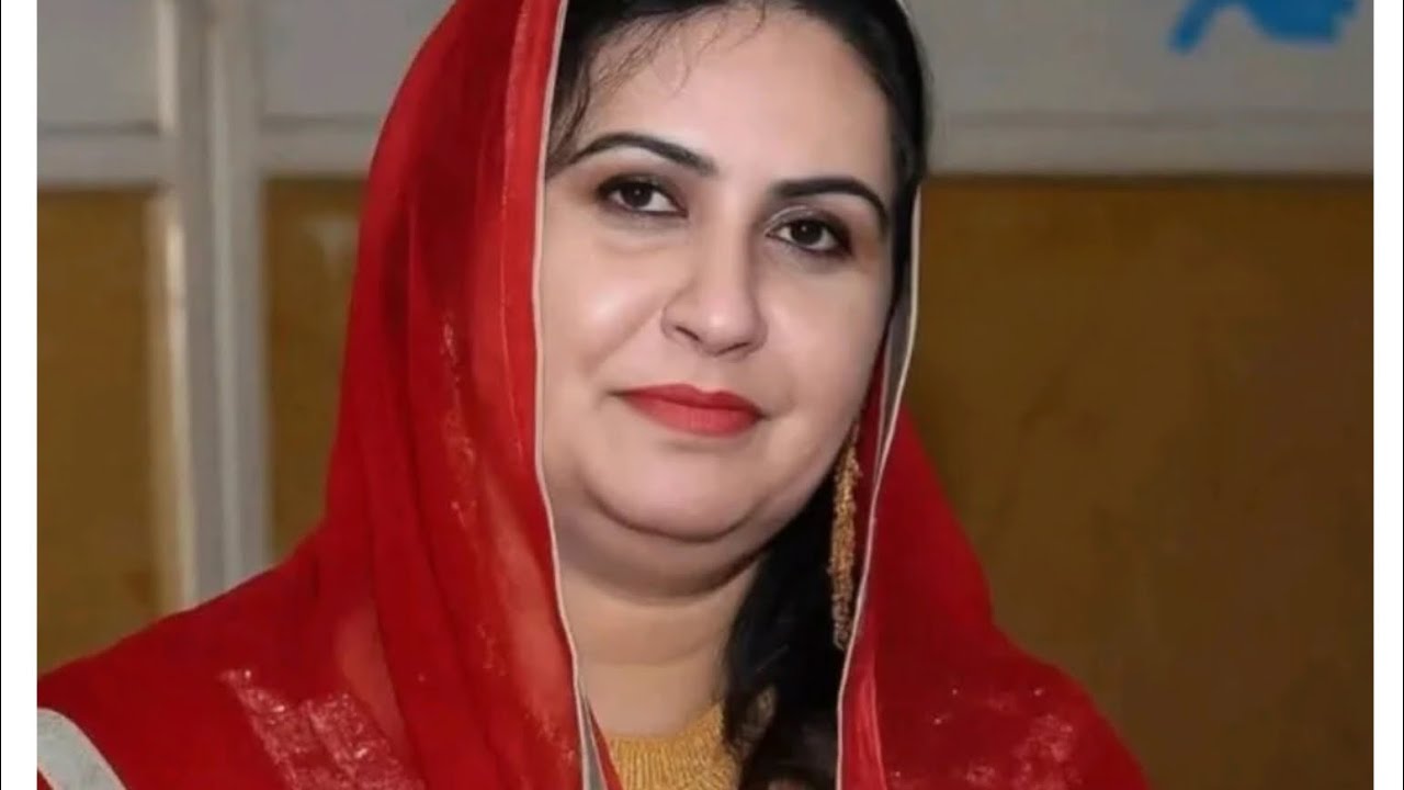 8103357282 महनूर जी को सच्चे जीवनसाथी की जरुरत है