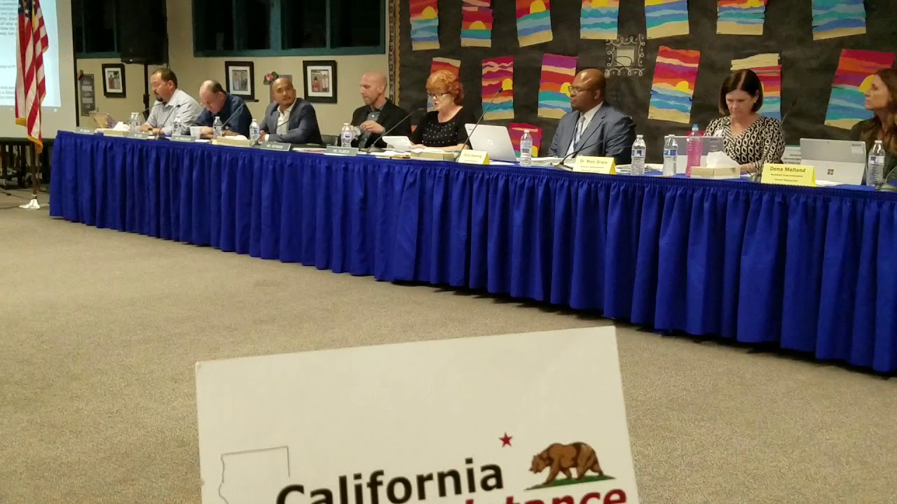 School Board Reads Out Rules of Decorum
