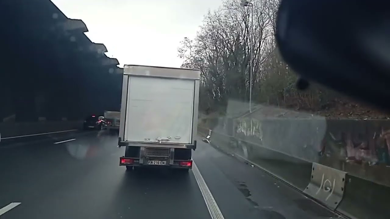 Seba Busem przez europę nadaje na żywo