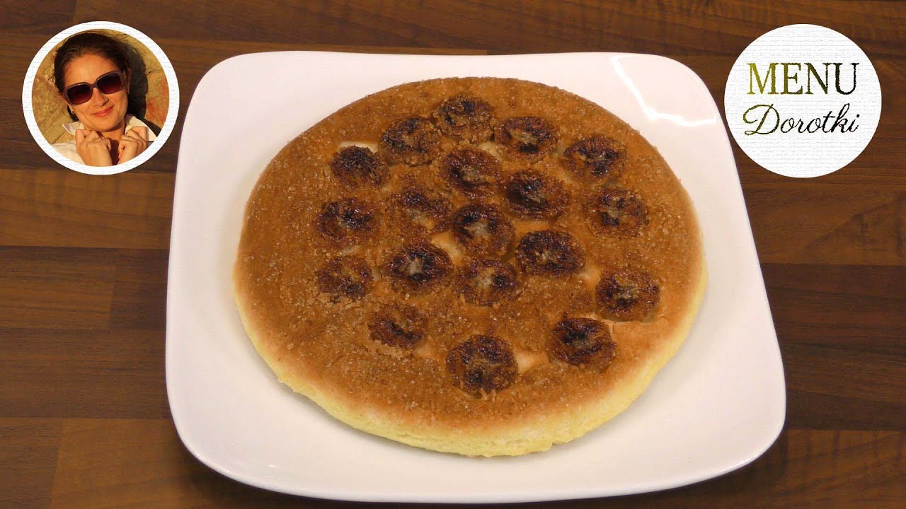 Ciasto jogurtowe z bananami z patelni, bez pieczenia w piekarniku. Przepis studencki. MENU Dorotki