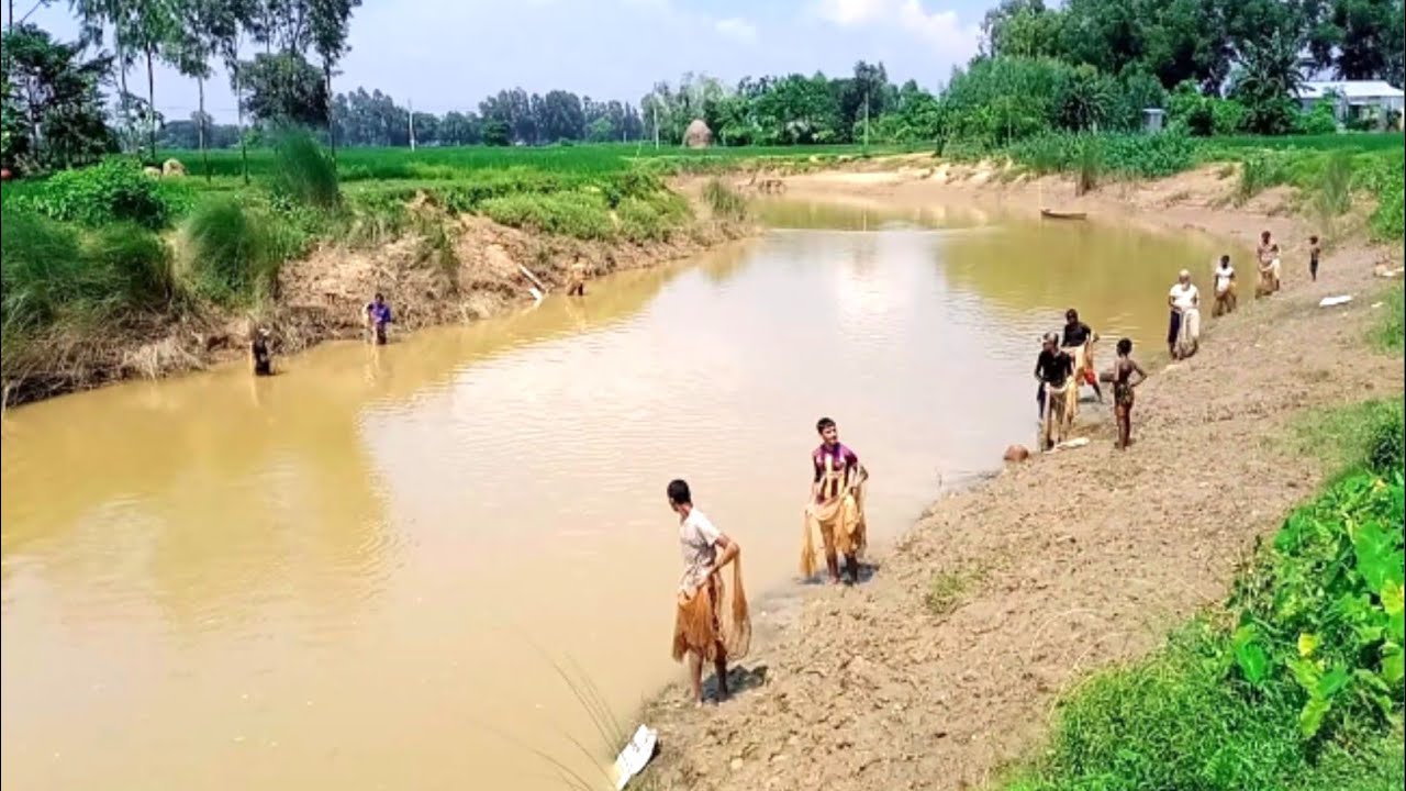 বড় মাছ জাল নিয়ে চলে গেল-নদীতে জাল মারার পরে জাল নেই হাতে বর-Bast amazing Net fishing