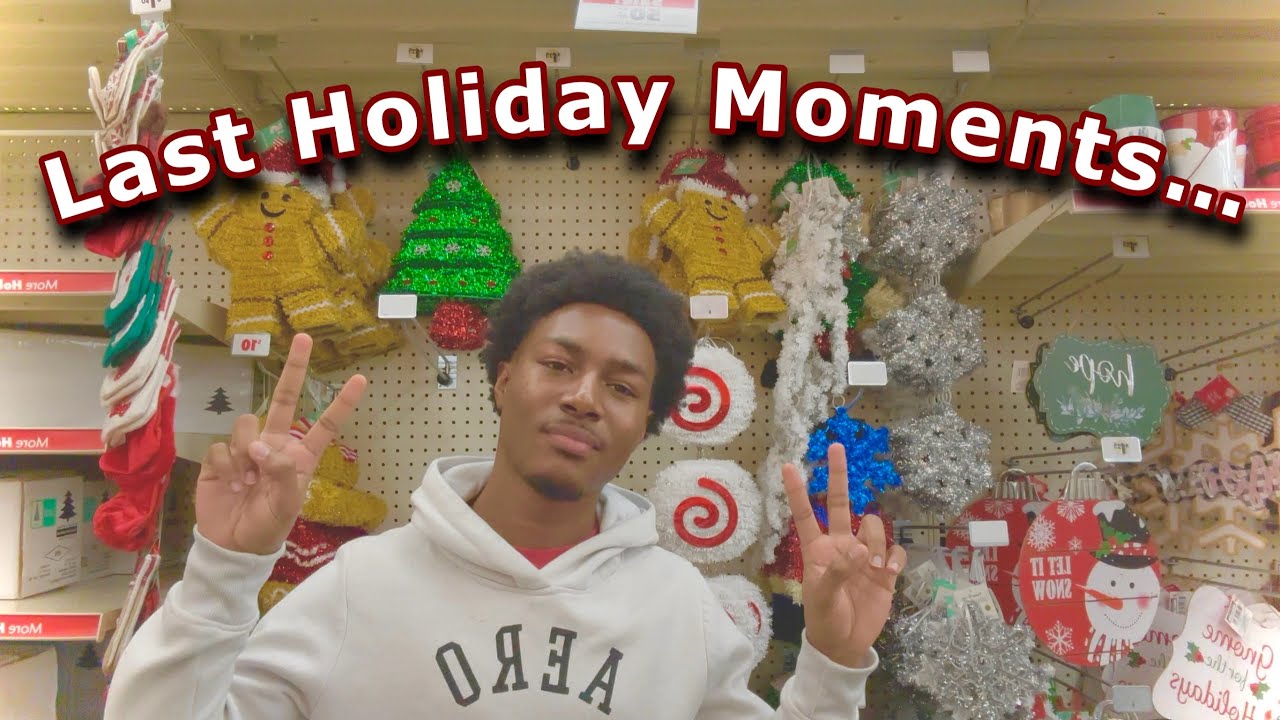 One Last Look At Holiday Decorations I VLOGMAS DAY 23