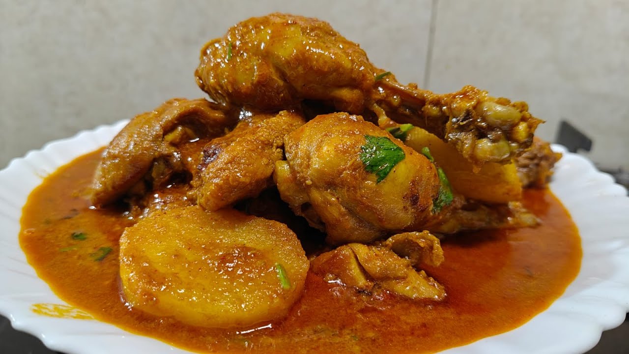 আলু দিয়ে মুরগির মাংসের ঝোল! Potato Chicken Curry!