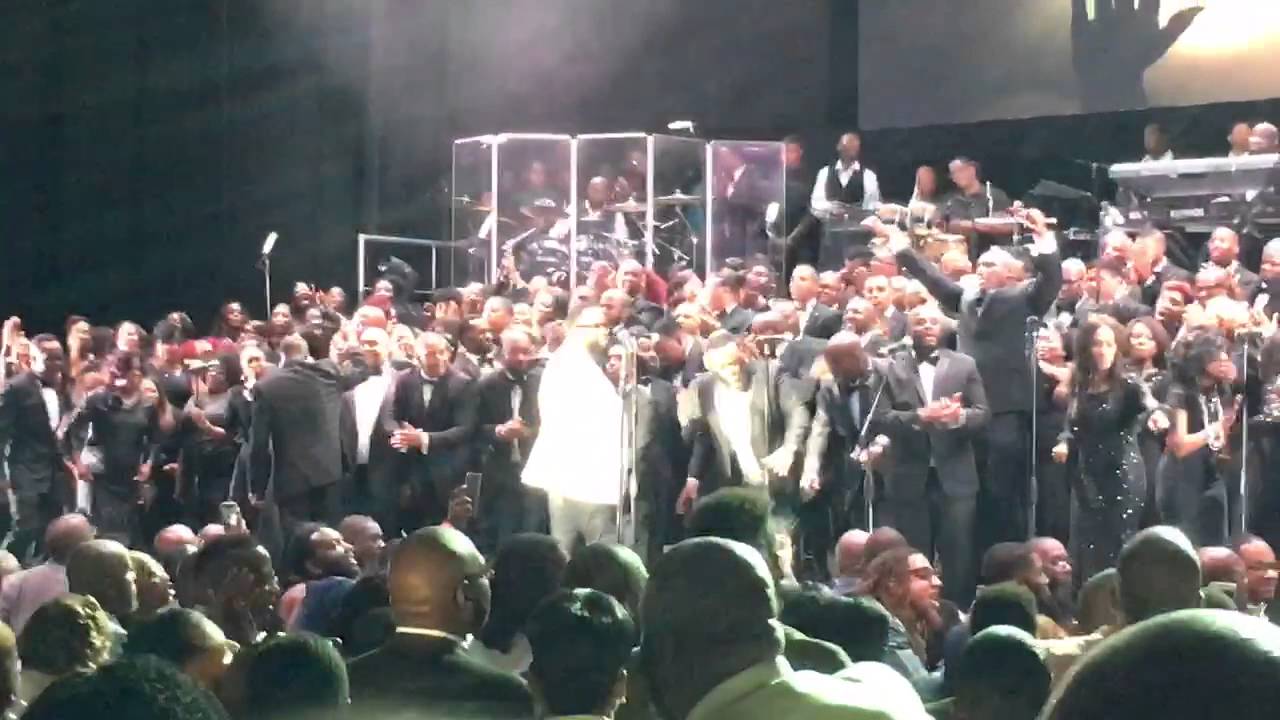 Hezekiah Walker & LFCC reunion concert praise break