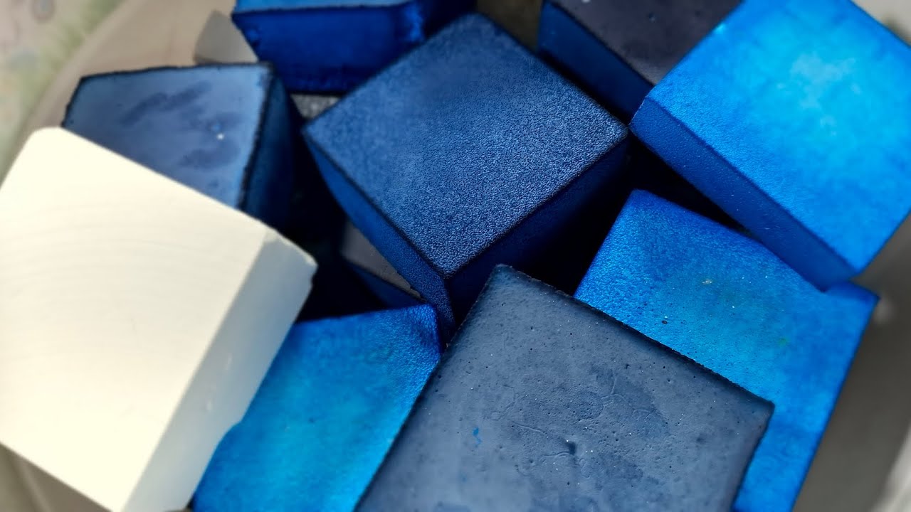 A perfect balance of fresh and Reformed gymchalk~ Different types of blue gymchalk blocks 🟦⬜️🟦