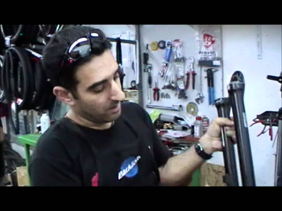 חלק ב' - טיפול בבולם ROCK-SHOX