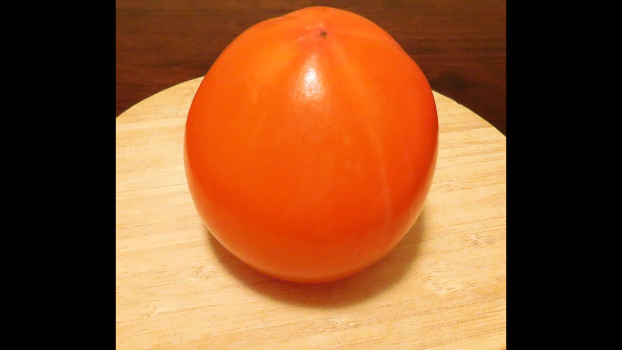 Fruit taste test: persimmons (Kaki)