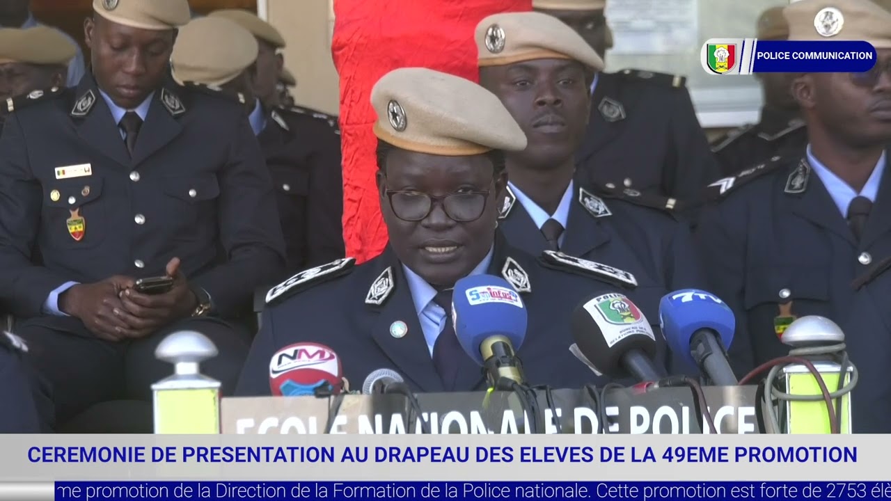 Cérémonie de présentation au drapeau de la 49e promotion de la Police Nationale