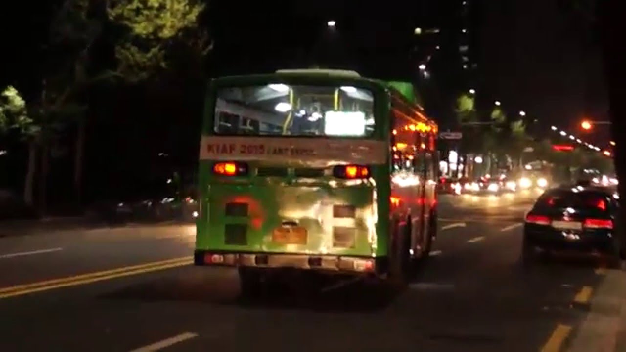 Seoul Metropolitan Bus Route 2016 bus leaving Hangang Mansion Apartments
