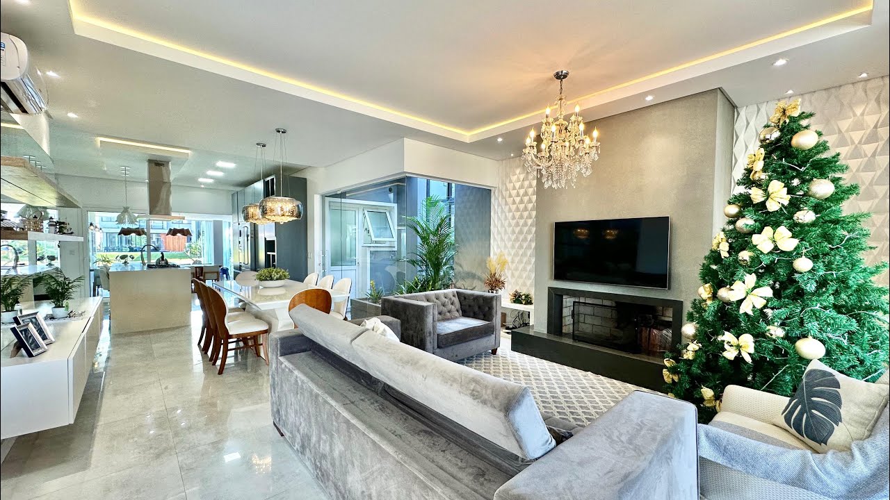 CASA T&Eacute;RREA, TOTALMENTE DECORADA, LOTE BEIRA LAGO &Agrave; VENDA NO CAP&Atilde;O ILHAS RESORT!