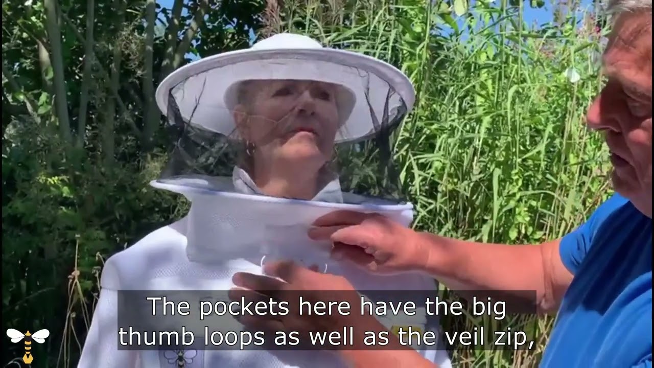 Simon The Beekeeper - Defender Jacket (White) with Round Veil