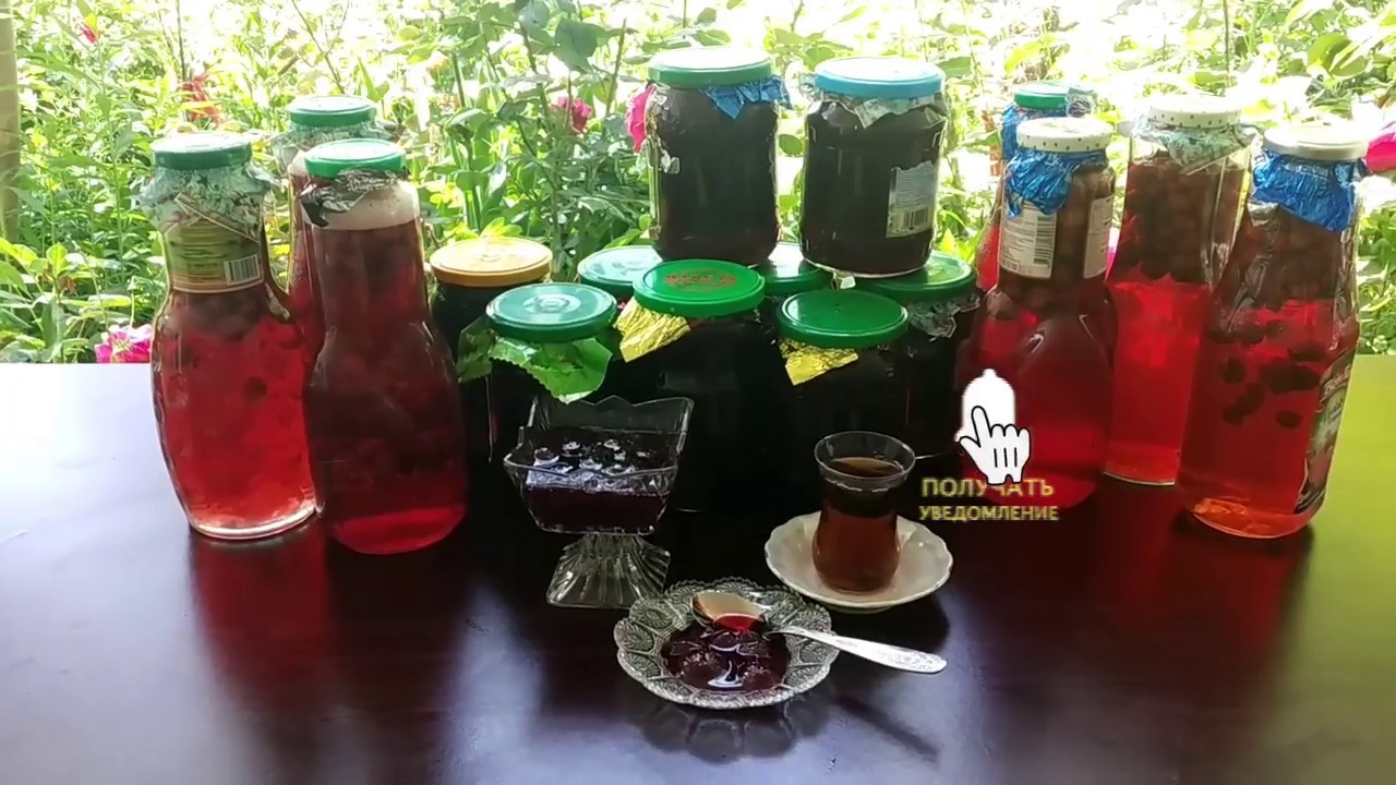 Çiyələk mürəbbəsi və kampotu. ( Qışlıq tədarük )