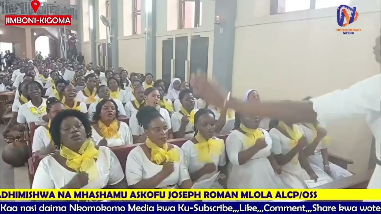 MKONO WAKO WA KUUME AMESIMAMA MALKIA