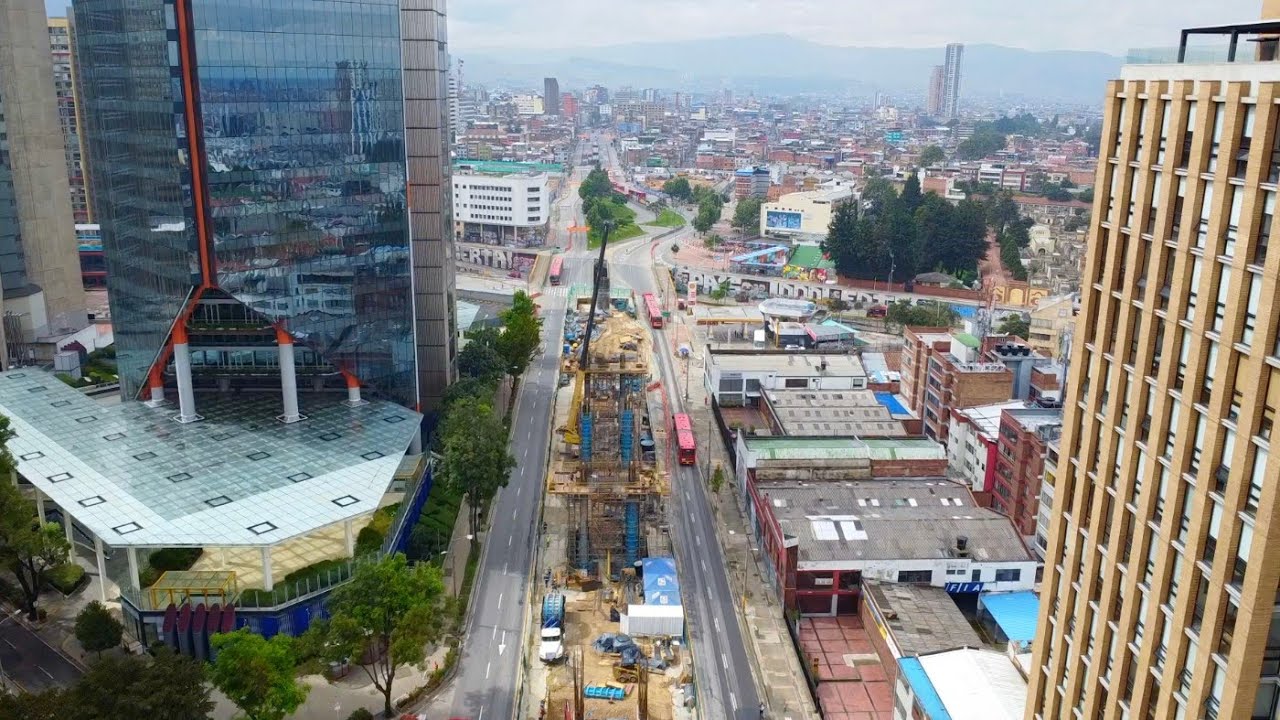 Flying Drone: Avance Metro de Bogotá - Estación 13 y viaducto (4 de Enero)