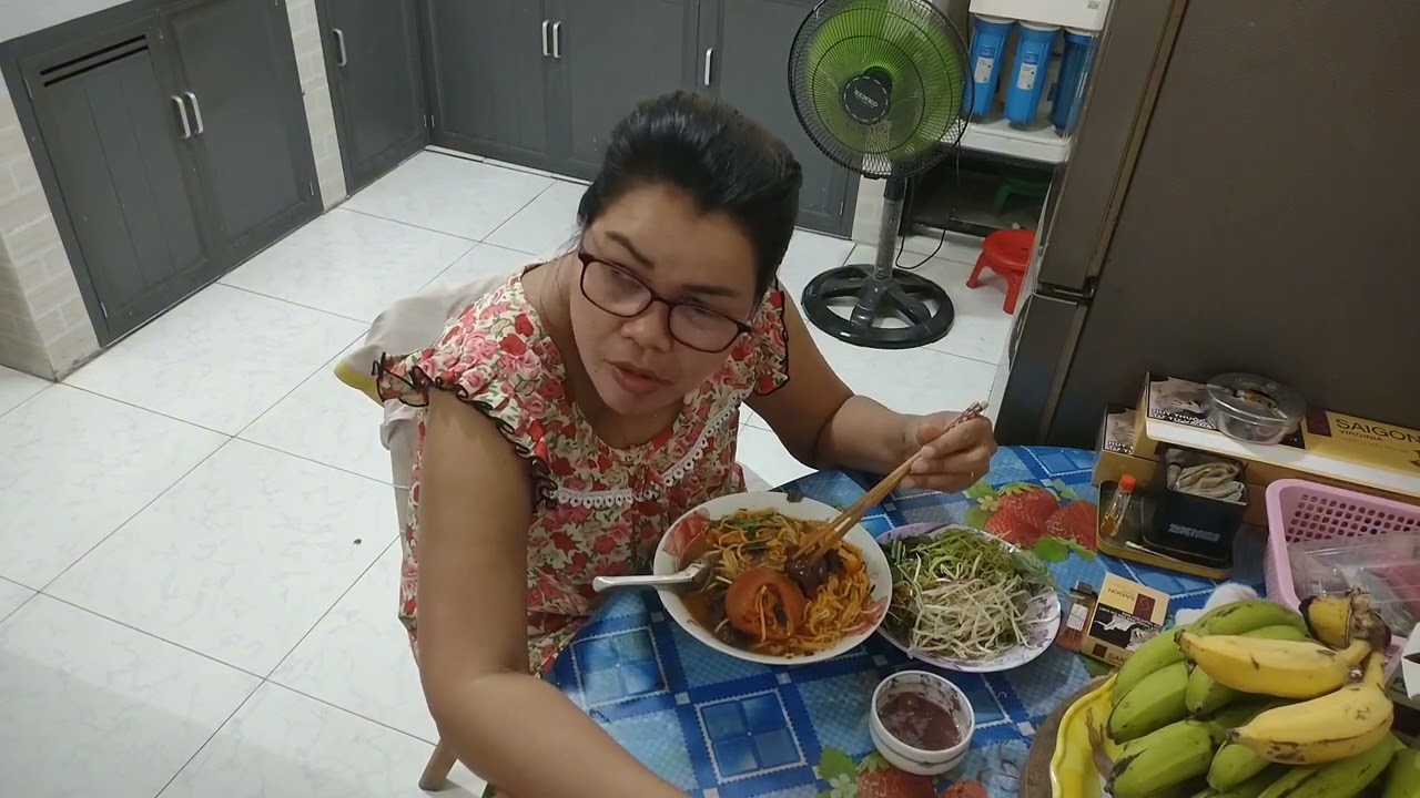 Bún riêu nhà làm mời cả nhà cùng ăn với em nha