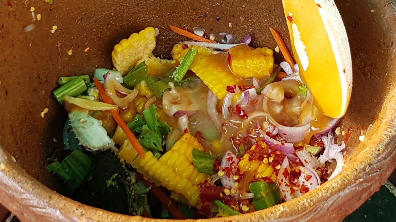 สวัสดี..ชาวประจวบ ร้านส้มตำยำเจ้เล็ก  ร้านส้มตำยำเจ้เล็ก น้องน้อยหน่าจอมขยันแห่งเมืองประจวบ Som Tum