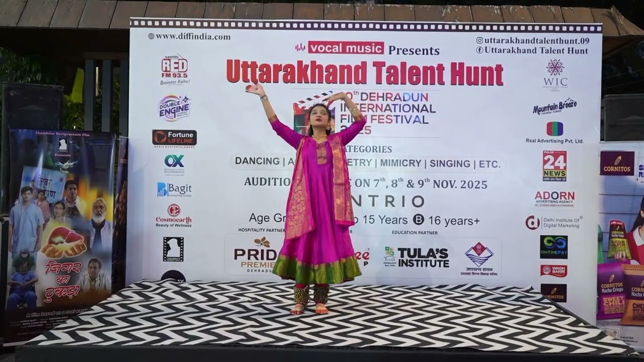 A spectacular dance by this talented lady lights up the UTH stage, Centrio Mall Dehradun